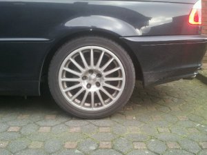 O.Z LM-Rad Felge in 8x17 ET 40 mit Nokian Reifen Sport Reifen in 225/45/17 montiert hinten Hier auf einem 3er BMW E46 328i (Coupe) Details zum Fahrzeug / Besitzer