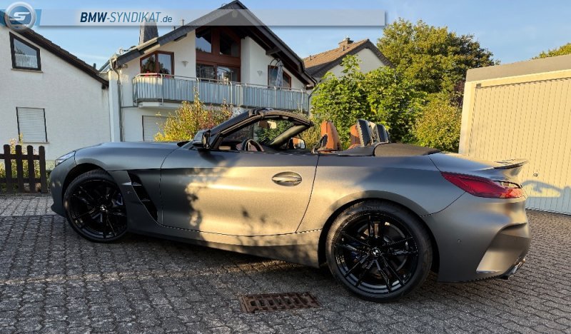 Z4 M40i - BMW Z1, Z3, Z4, Z8 Z4 M40i - BMW Z1, Z3, Z4, Z8
