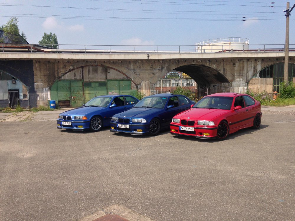 323ti Estorilblau Individual - 3er BMW - E36