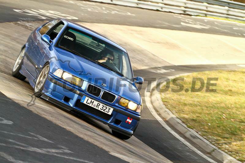 323ti Estorilblau Individual - 3er BMW - E36