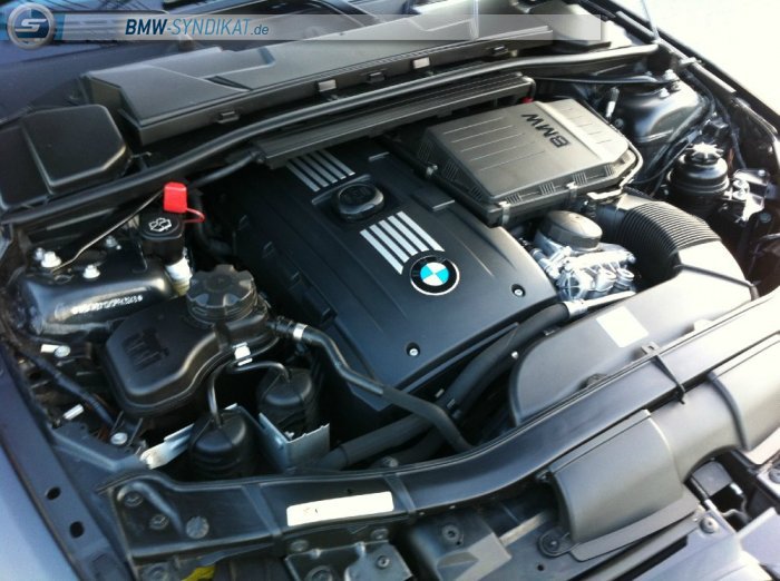 BMW E92 335i SCHWARZ BREIT STARK - 3er BMW - E90 / E91 / E92 / E93 BMW E92 335i SCHWARZ BREIT STARK - 3er BMW - E90 / E91 / E92 / E93
