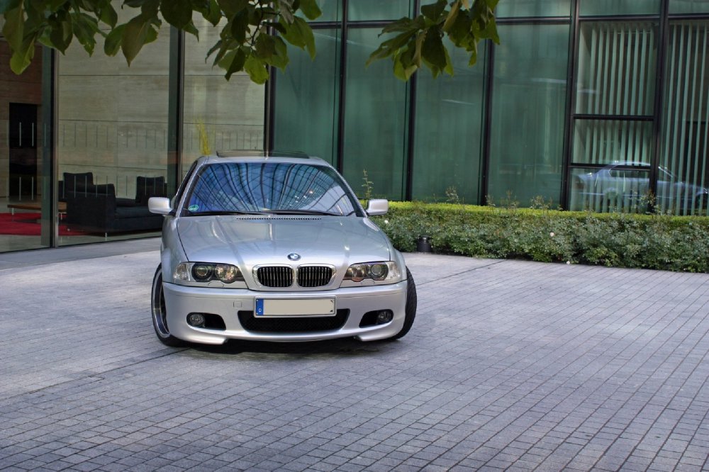 RacingSchlumpfs 323ci - 3er BMW - E46