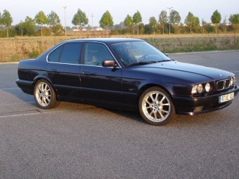 Beginner198s   E34, 525i technoviolett metallic - 5er BMW - E34