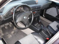 Beginner198s   E34, 525i technoviolett metallic - 5er BMW - E34 - 2005-10-09 24 E34 525i Limo.jpg