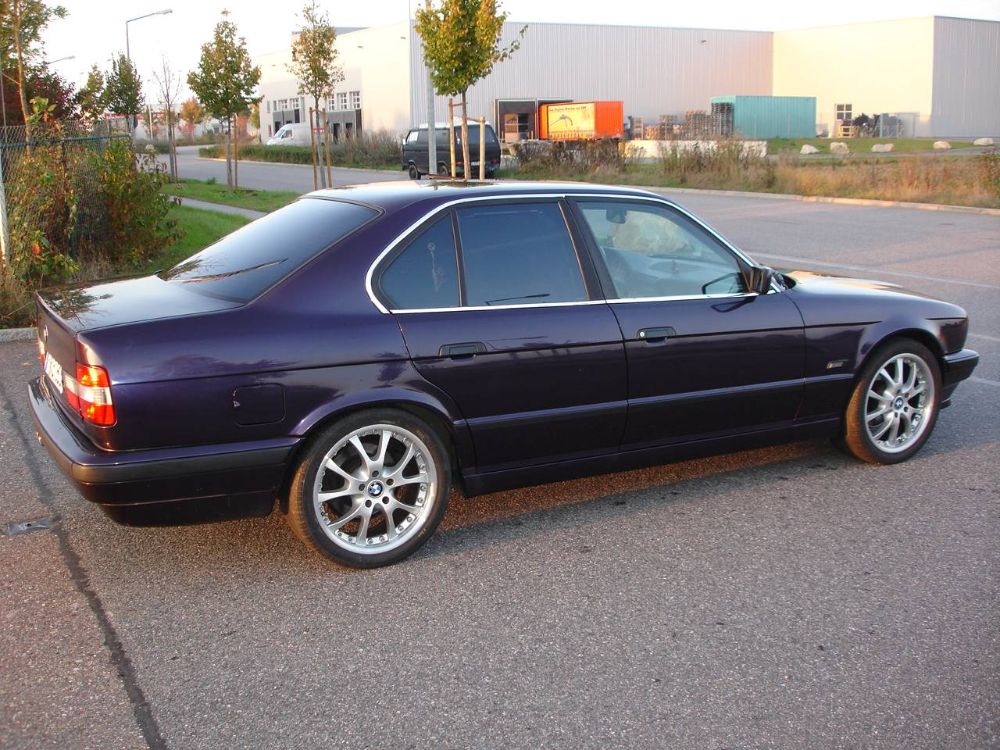 Beginner198s   E34, 525i technoviolett metallic - 5er BMW - E34