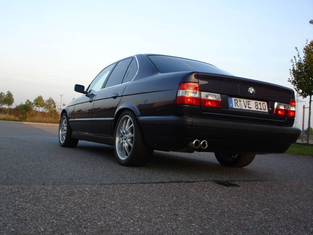 Beginner198s   E34, 525i technoviolett metallic - 5er BMW - E34