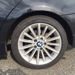 BMW Styling 284 Felge in 8x17 ET 34 mit Bridgestone Potenza S001 Reifen in 225/45/17 montiert hinten Hier auf einem 3er BMW E90 318i (Limousine) Details zum Fahrzeug / Besitzer