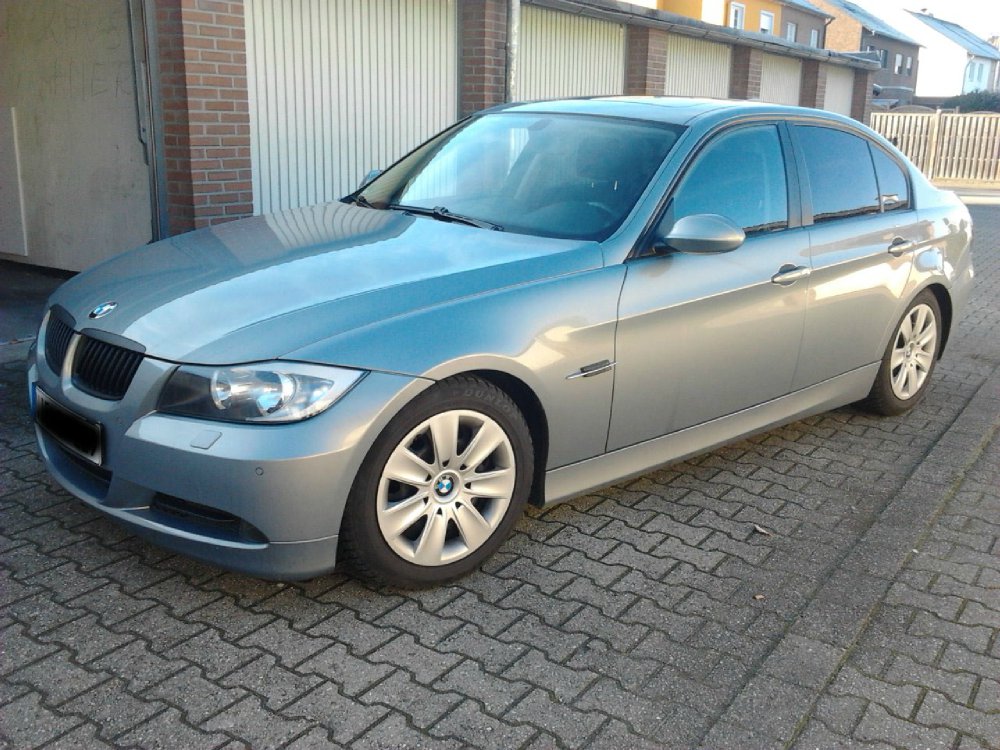 E90 320 - 3er BMW - E90 / E91 / E92 / E93