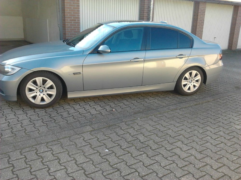 E90 320 - 3er BMW - E90 / E91 / E92 / E93