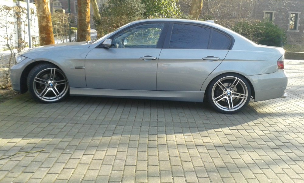 E90 320 - 3er BMW - E90 / E91 / E92 / E93