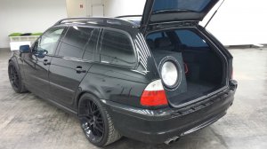 330er black´N´green - 3er BMW - E46 330er black´N´green - 3er BMW - E46