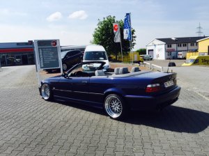 320i Cabrio auf Kerscher cs - 3er BMW - E36