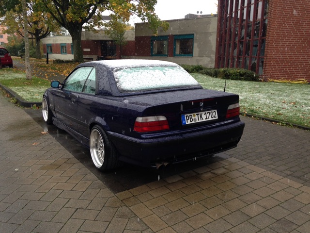 320i Cabrio auf Kerscher cs - 3er BMW - E36