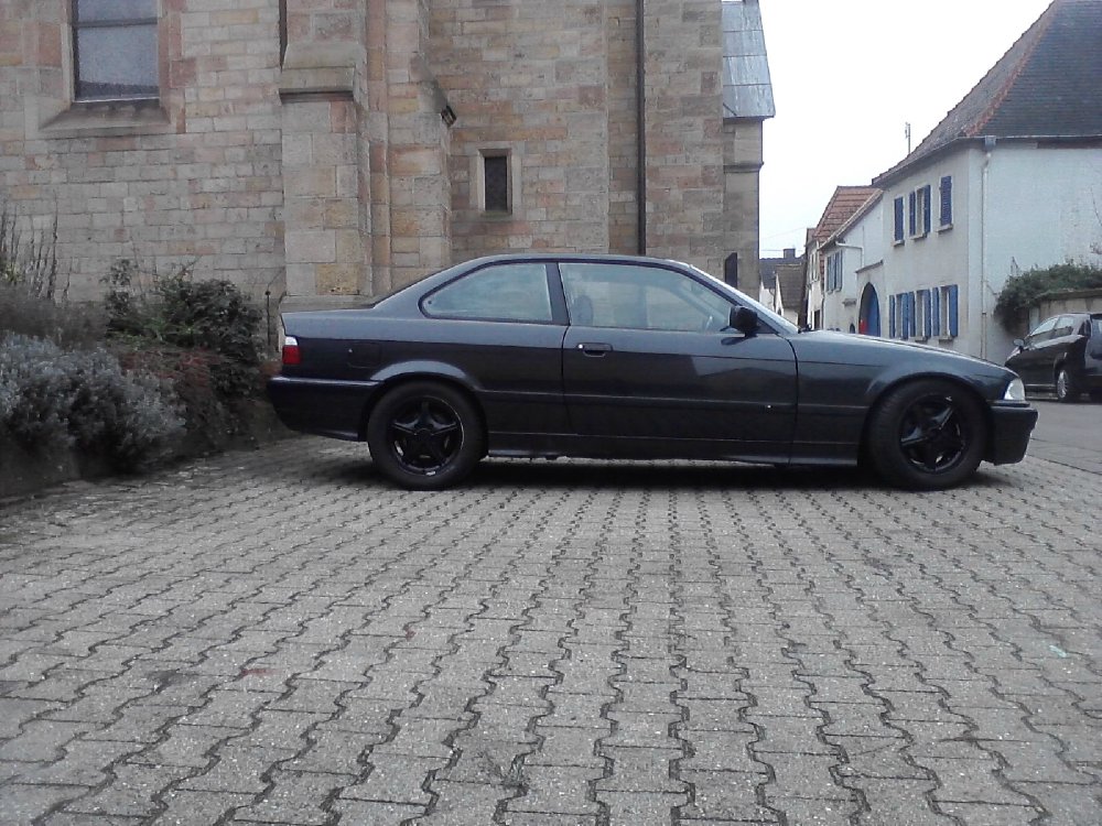318IS - 3er BMW - E36