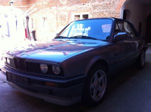 BMW 318i Cabrio - 3er BMW - E30