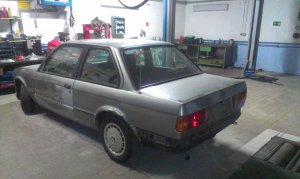 BMW 320i E30 Lachssilber M-Paket - 3er BMW - E30