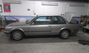 BMW 320i E30 Lachssilber M-Paket - 3er BMW - E30