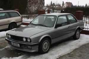 BMW 320i E30 Lachssilber M-Paket - 3er BMW - E30