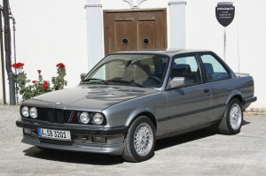 BMW 320i E30 Lachssilber M-Paket - 3er BMW - E30