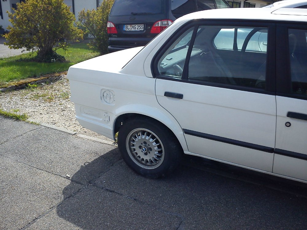 E30 316i Limo Alpinweiss II - 3er BMW - E30