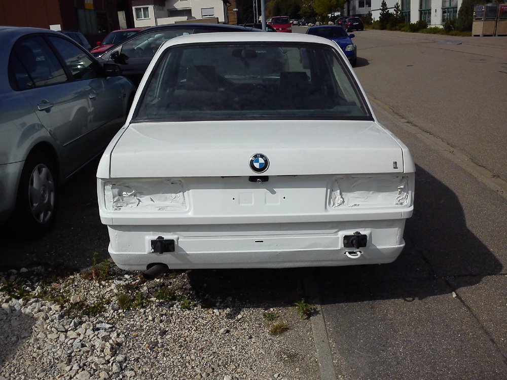 E30 316i Limo Alpinweiss II - 3er BMW - E30