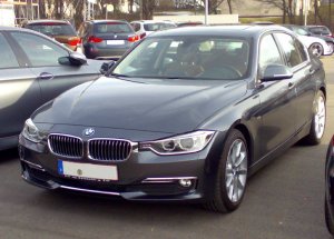 F30 320d Luxury Line - 3er BMW - F30 / F31 / F34 / F80 F30 320d Luxury Line - 3er BMW - F30 / F31 / F34 / F80