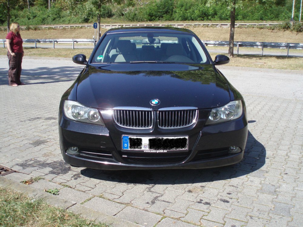 Hallo, ich habe mir meine BMW am October gekauft. - 3er BMW - E90 / E91 / E92 / E93