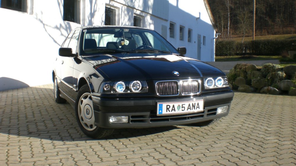 BMW 318 tds Cosmosschwarz - 3er BMW - E36