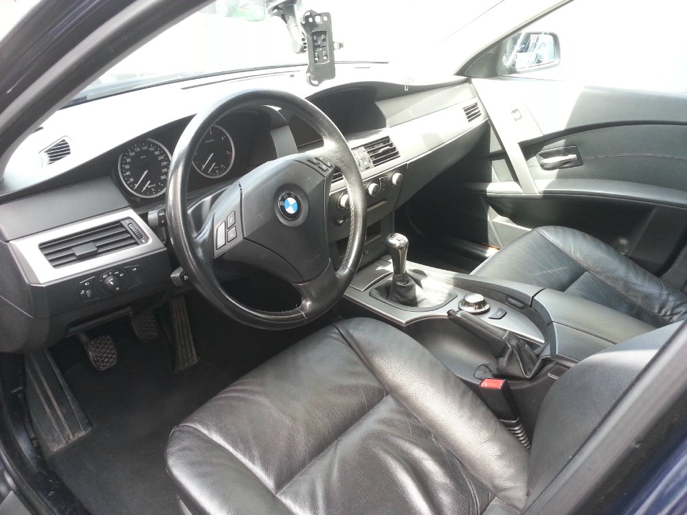 BMW  E60  525D - 5er BMW - E60 / E61