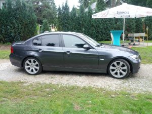 318i - 3er BMW - E90 / E91 / E92 / E93 318i - 3er BMW - E90 / E91 / E92 / E93