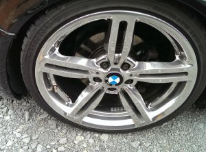 BMW M6 Replica Felge in 9x19 ET 35 mit - NoName/Ebay - Sunny Reifen in 225/45/19 montiert hinten mit 10 mm Spurplatten Hier auf einem 3er BMW E46 330i (Coupe) Details zum Fahrzeug / Besitzer