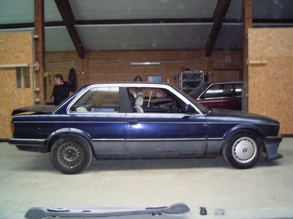E30 320i "blaues Wunder" - 3er BMW - E30