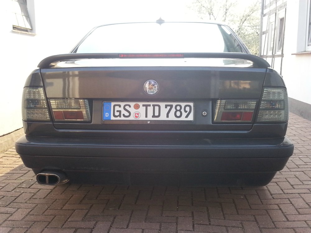 E34, 520i 24v Limosine - 5er BMW - E34