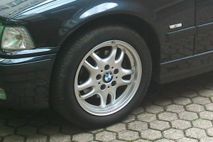 BMW  Felge in 7x16 ET 45 mit Michelin Pilot Reifen in 205/55/16 montiert vorn Hier auf einem 3er BMW E36 325tds (Limousine) Details zum Fahrzeug / Besitzer