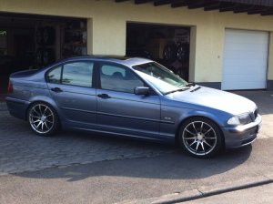 E 46 318i Limousine - 3er BMW - E46 E 46 318i Limousine - 3er BMW - E46
