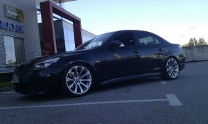 530d Carbon Black - 5er BMW - E60 / E61