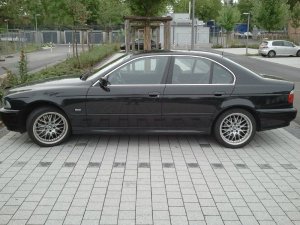 E39 530iA Limousine - Black BOW - 5er BMW - E39 E39 530iA Limousine - Black BOW - 5er BMW - E39