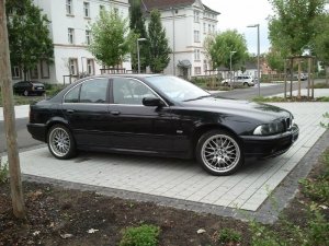 E39 530iA Limousine - Black BOW - 5er BMW - E39 E39 530iA Limousine - Black BOW - 5er BMW - E39