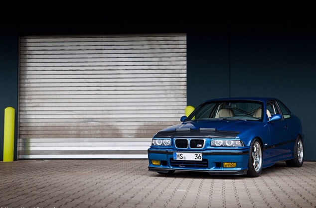 E36 Coupe 323i Avus Blau - 3er BMW - E36