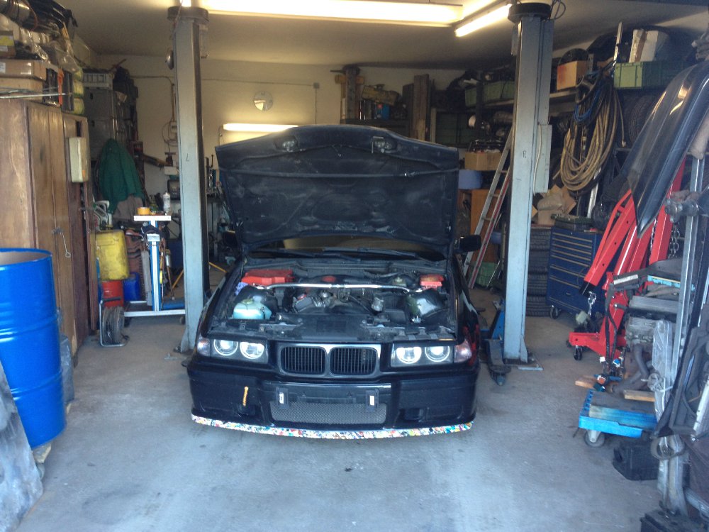 E36 , 318is Sedan - 3er BMW - E36