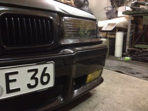 E36 , 318is Sedan - 3er BMW - E36