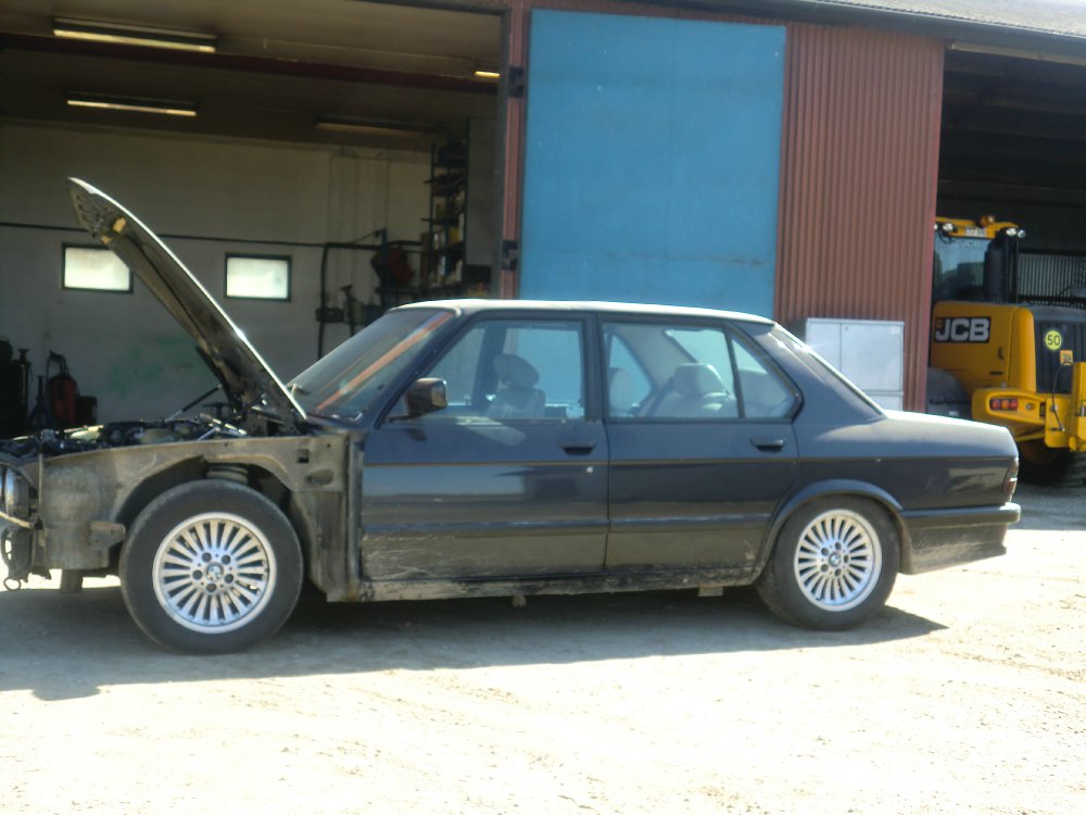 E28 M535i Rolling restoration - Fotostories weiterer BMW Modelle