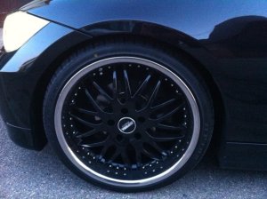 royal wheels GT Felge in 8.5x19 ET 35 mit Hankook V12 Reifen in 225/35/19 montiert vorn Hier auf einem 3er BMW E91 320d (Touring) Details zum Fahrzeug / Besitzer