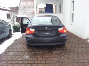 BMW E90 320i - 3er BMW - E90 / E91 / E92 / E93