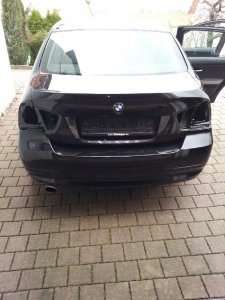 BMW E90 320i - 3er BMW - E90 / E91 / E92 / E93