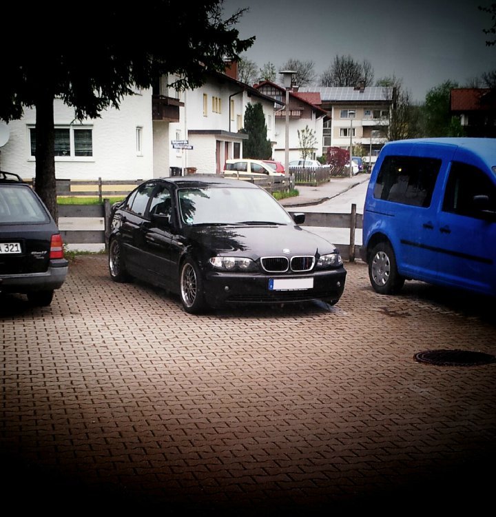 - SAPHIRSCHWARZE LIMO - - 3er BMW - E46