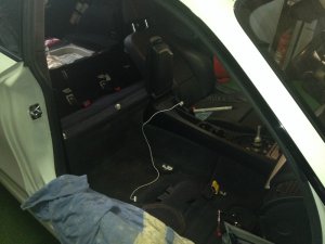 E81 Carbon und Alcantara - 1er BMW - E81 / E82 / E87 / E88 E81 Carbon und Alcantara - 1er BMW - E81 / E82 / E87 / E88