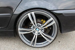 BMW  Felge in 10x20 ET 35 mit Hankook  Reifen in 265/25/20 montiert hinten und mit folgenden Nacharbeiten am Radlauf: gebrdelt und gezogen Hier auf einem 3er BMW E46 318d (Limousine) Details zum Fahrzeug / Besitzer