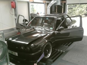 E30 2,7 M-Technik 1 - 3er BMW - E30