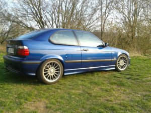 316 M Technik Compact Avus blau - 3er BMW - E36